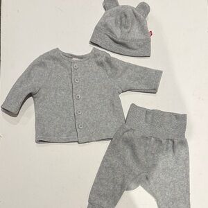Adorable Gray Baby Outfit with Bear Ears Zutano 6 mos